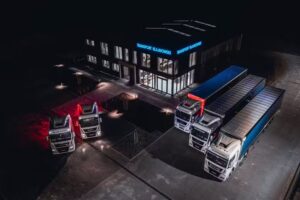 Adrian Klajnowski. Transport samochodowy, ciężarowy