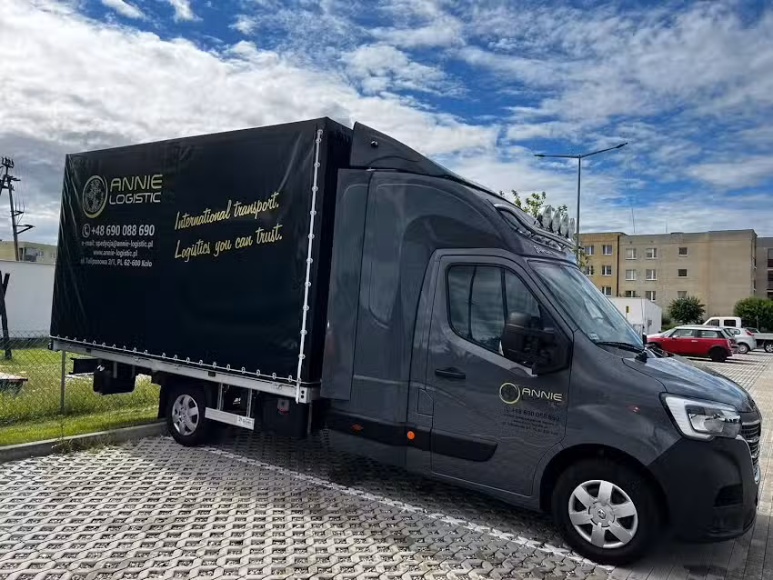 Annie Logistic