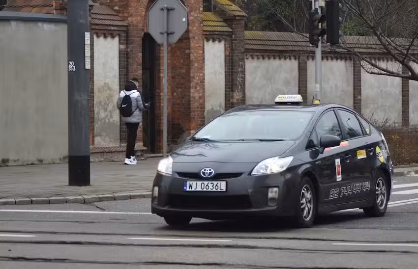 Atu Taxi