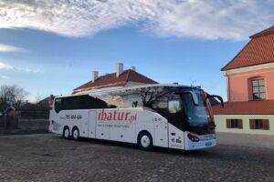 Autokary Ibatur