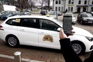 Axel-Taxi