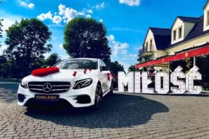 Biały Benz – Auto do ślubu, Samochód na wesele, Biała limuzyna – Mercedes do ślubu