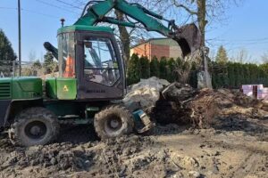 BOGMAR – Wynajem koparki obrotowej , Transport wywrotką do 3,5t – rozładunki na widłach – prace ziemne