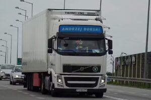 Borski Andrzej. Transport Międzynarodowy, Transport ładunków niebezpiecznych, Spedycja