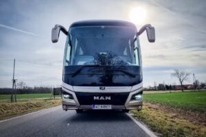 Bosman – przewóz osób, wynajem autokarów i busów