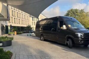 Busy Osobowe Przewóz Osób Passenger Transport autobus van minibus wynajem z kierowcą Przewozy Osobowe Piekarek popbus.pl