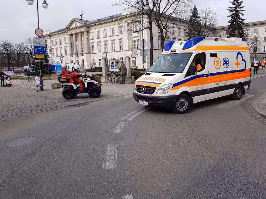 Deltamed Radom – transport i ratownictwo medyczne.Transport chorych i niepełnosprawnych.