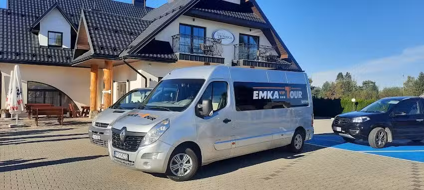 „eMKa” PRZEWÓZ OSÓB MACIEJ KIERSZKOWSKI usługi transportowe, wynajem busa z kierowcą
