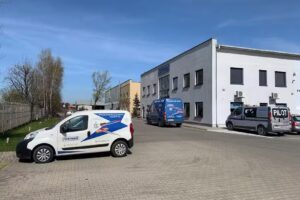 FORTRANS sp.j. PRZEMIESZCZANIE MASZYN PRZEMYSŁOWYCH Wózki Widłowe – wynajem
