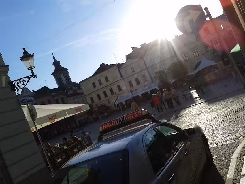 Halo Taxi