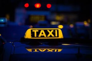 Halo Taxi Ełk Taksówka