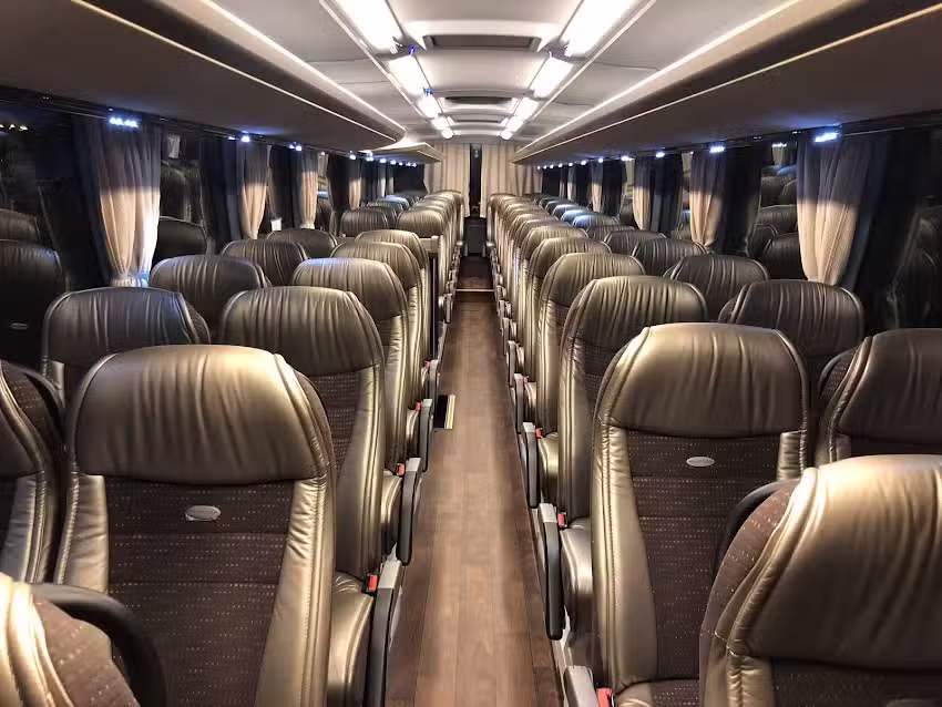 Klimas Piotr. Publiczny transport autobusowy