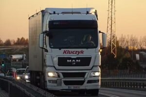 Kluczyk Transport Service Transport Ruchome Podłogi
