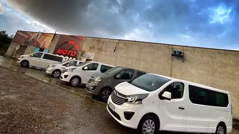 Krakow Airport.Taxi / Tours and Transfers