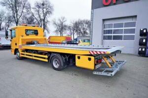 Laweta Pomoc Drogowa Szczecinek autolaweta holowanie 24h wypozyczalnia STANCARS
