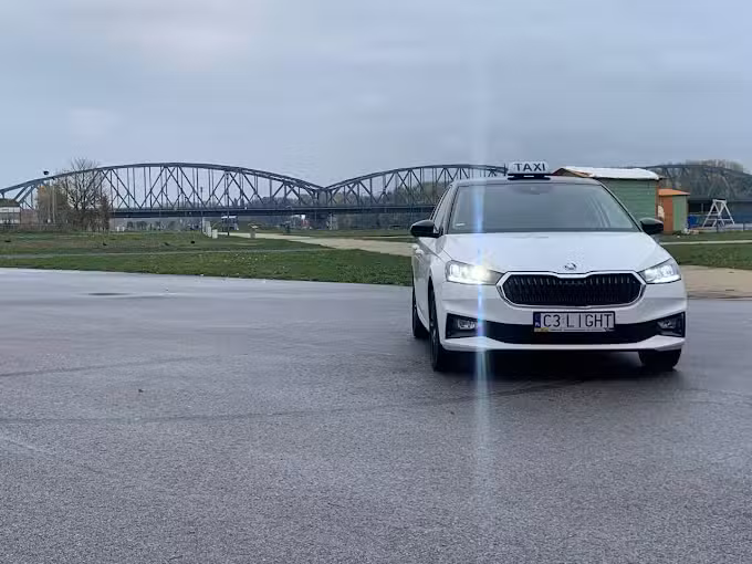 LIGHT – partner flotowy (Uber, Bolt, FreeNow – Gdańsk, Sopot, Gdynia)