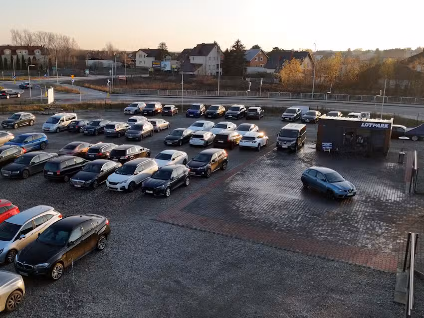 LotPark – Parking Lotnisko Chopina