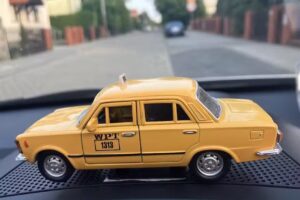 Łukasz Nyćkowiak TAXI