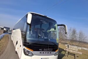 LuksTravel Firma Transportowa – Profesjonalny Wynajem Autobusów i Busów
