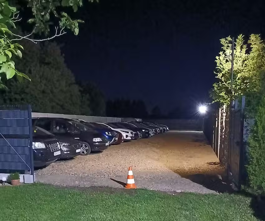 Mario Parking Lotnisko Pyrzowice