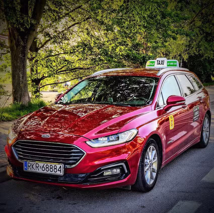Nova Taxi Krosno 605 195 125