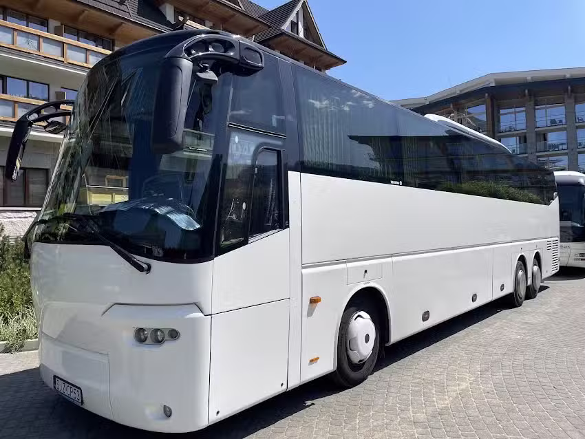 OMOZIK bus & travel