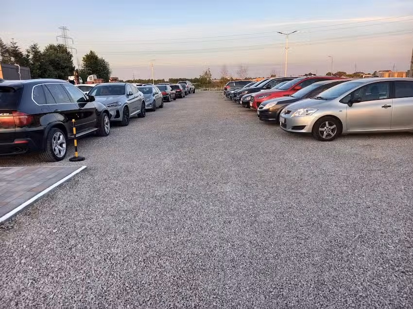 Parking 777 – Parking Lotnisko Chopina | Warszawa, Okęcie