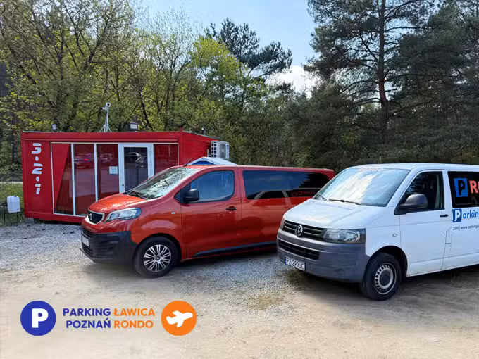 Parking lotnisko Poznań Ławica | PARKING RONDO | Parking lotniskowy Ławica