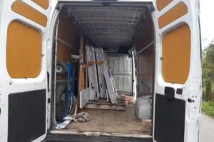 Piomod przeprowadzki kraków transport taxi bagażowe