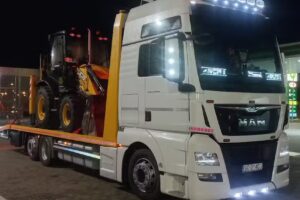 Pomoc drogowa transport maszyn rolniczych,budowlanych laweta cieżarowa Elbląg