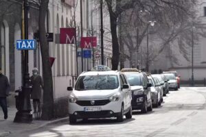 Postój taksówek – Kapucyńska