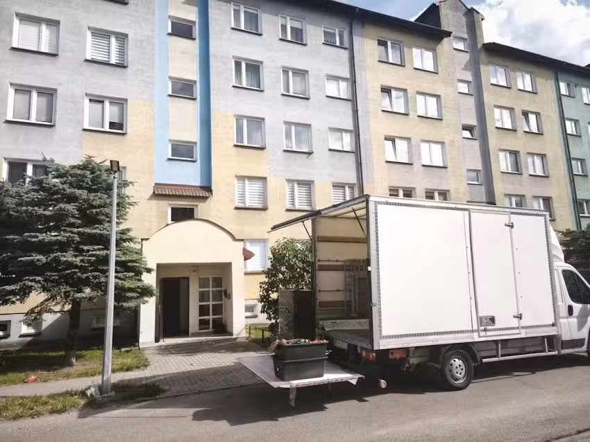 PRZEPROWADZKI OSTRÓW MAZOWIECKA I USŁUGI TRANSPORTOWE VELOX-TRANS