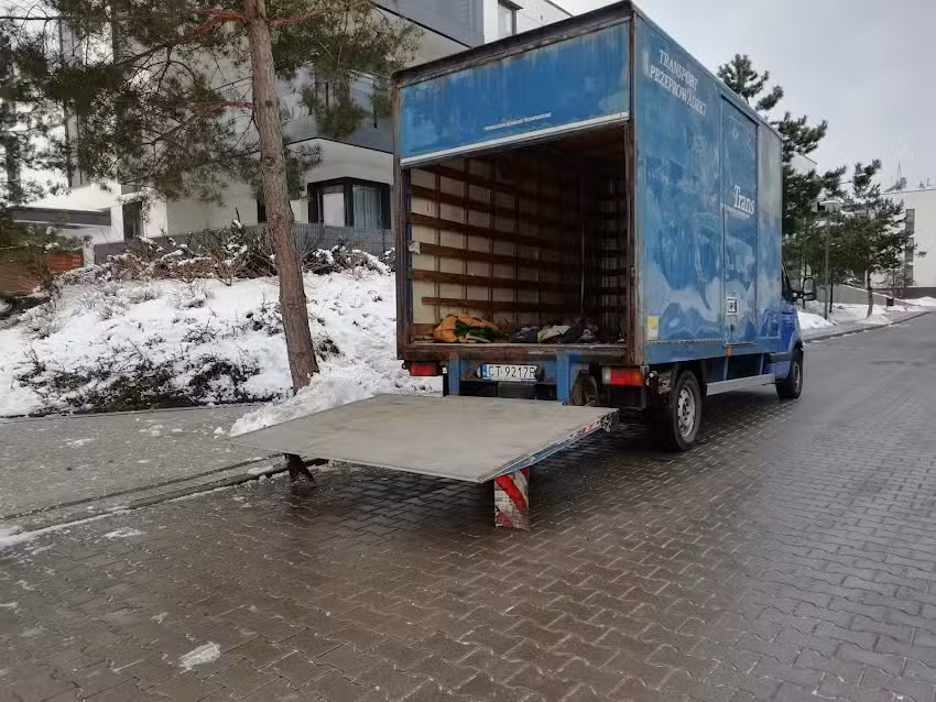 🚚 Przeprowadzki Toruń – Firma Przeprowadzkowa – Transport Gumiś