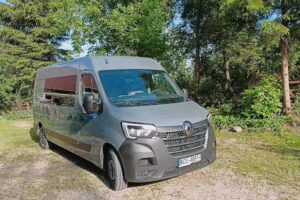 Przewóz osób bus Wioleta Famulska