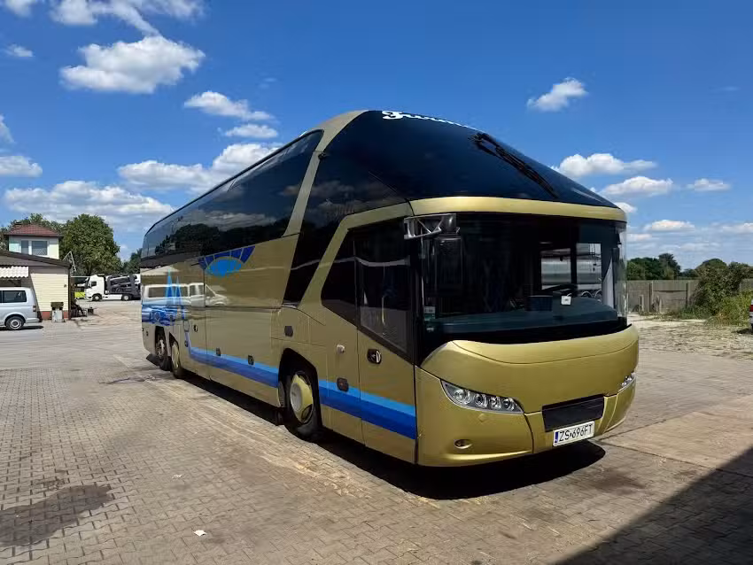 Przewóz osób. Wynajem autokarów i BUSów.