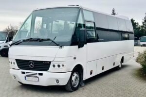 Przewóz osób Zgierz wynajem busów i autokarów. Dowozy pracownicze Stryków Łódź