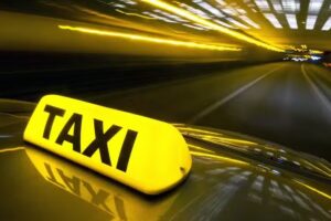 Przewóz TAXI Lotniska / Imprezy Okolicznościowe