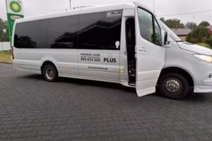 PUH „PLUS” przewóz osób i transport