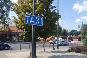 R- Taxi Zgierz #Najtańsza #Najlepsza Taksówka w Zgierzu