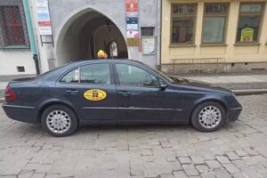 Radio Taxi Mini – komfortowa podróż w brzegu