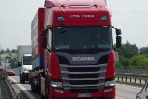 Stal Trans. Dźwigi, Transport, Usługi Koparko-Ładowarką.Trzeszczkowski
