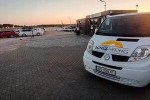 Sun Parking Lotnisko Warszawa (przy S7 i S2)