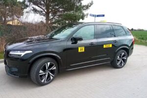 Taxi 8 Jelcz-Laskowice Damian Komorowski
