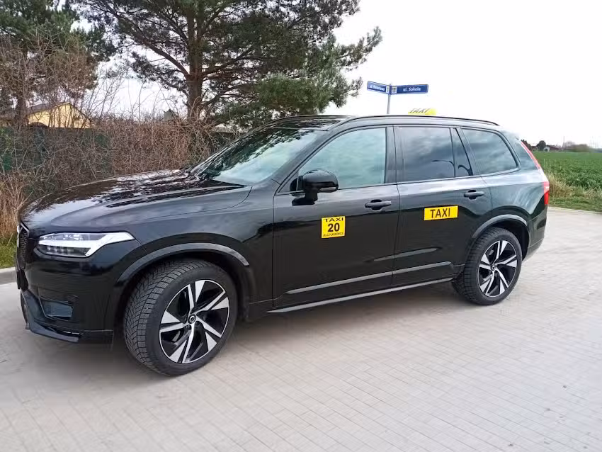 Taxi 8 Jelcz-Laskowice Damian Komorowski