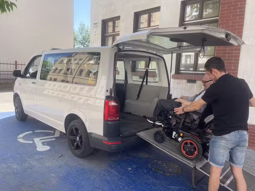 Taxi 9 osobowe / bagażowe / przewóz osób niepełnosprawnych