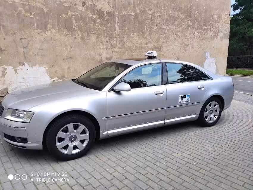 Taxi Jawor