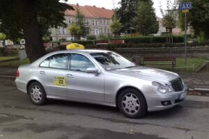 Taxi Jawor