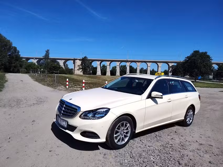 Taxi-Lotniska-24h