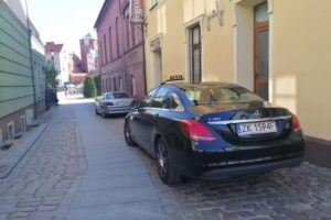 Taxi nr 1 w Darłowie. 24h. Transfery na lotniska