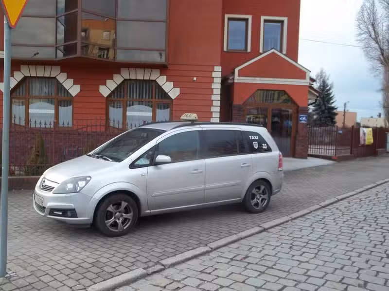 Taxi Osobowe Rusiewicz Bogusław 7 Osobowa 24h Bezpłatny Dojazd W Mieście Lotniska UE Rezerwacje